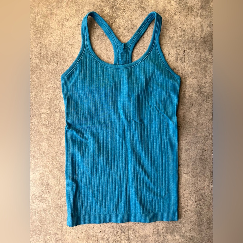 Lululemon Ebb to Street Tank Top Size 6 Blue